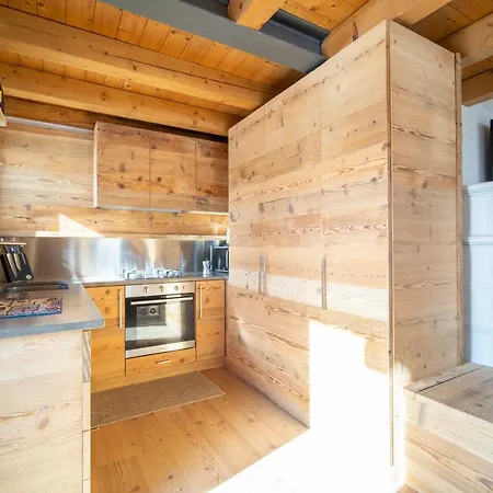 Apartman Appartamento Nevesole